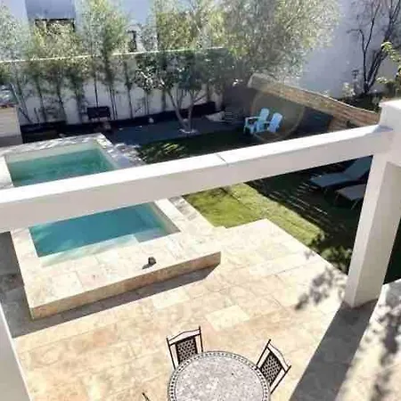 Villa F5 With Pool Close To And Amenities