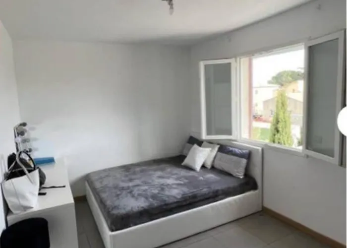 F5 With Pool Close To And Amenities Villa Aimargues